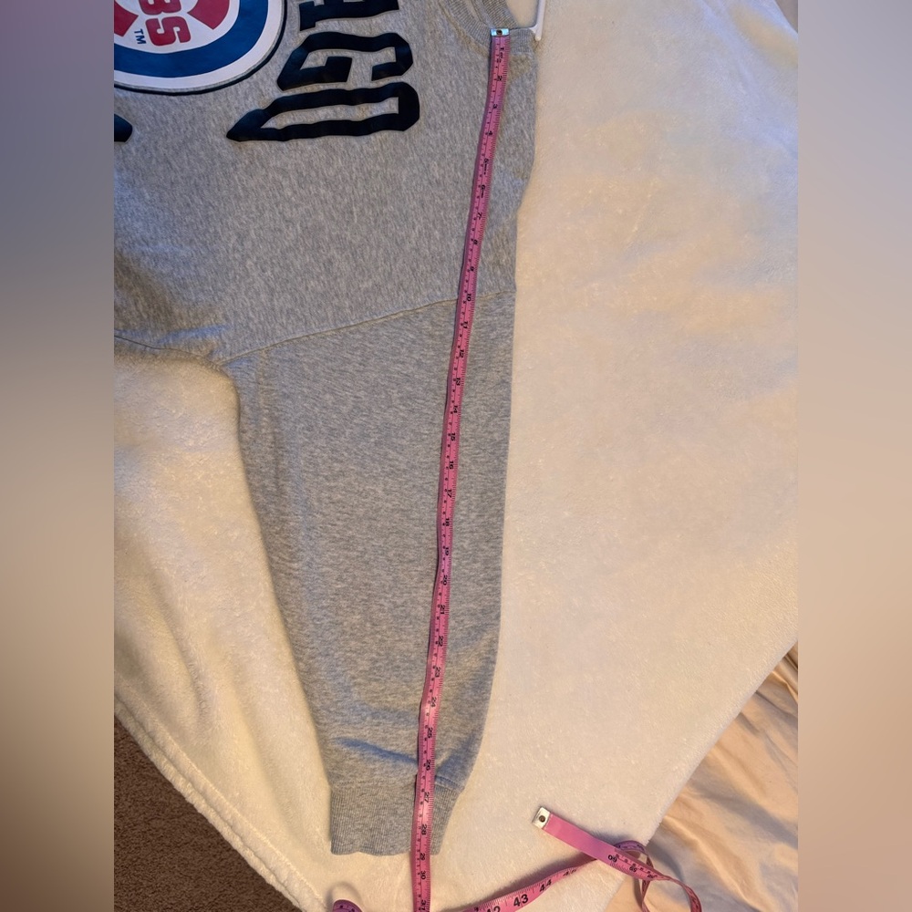 Mitchell & Ness Gray CUBS Cooperstown Collection Sweatshirt - Picture 5 of 8